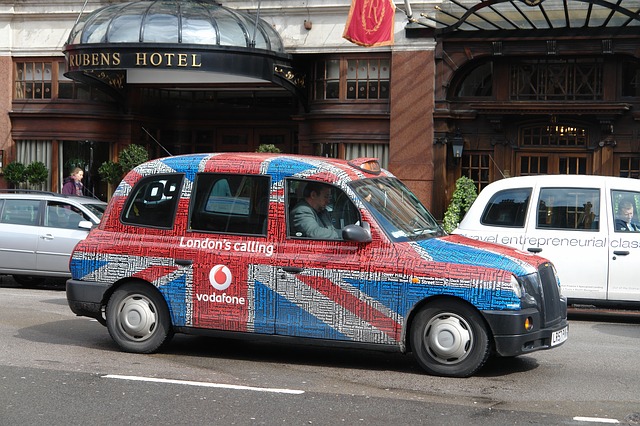 taxi 600919_640